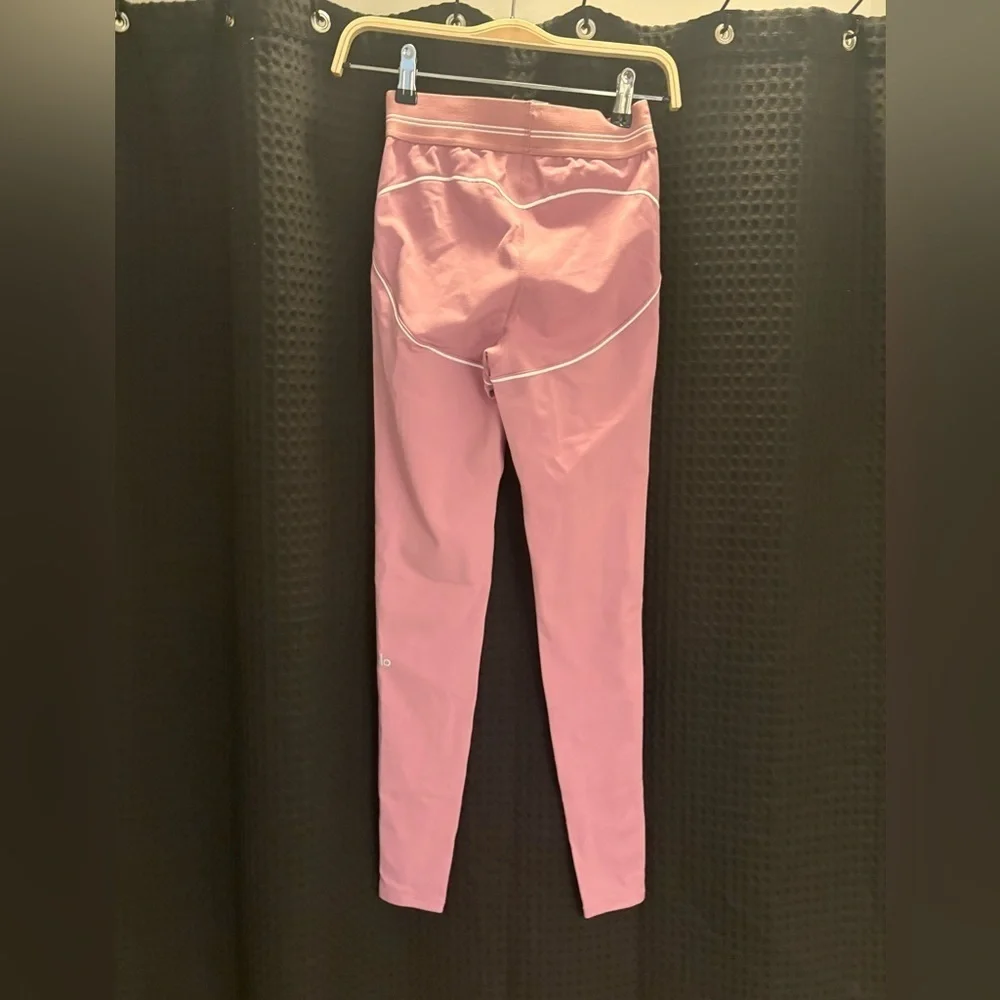 ALO Yoga Airbrush High-Waist Heart Throb Legging XS Pink Wild Rose/White NWT